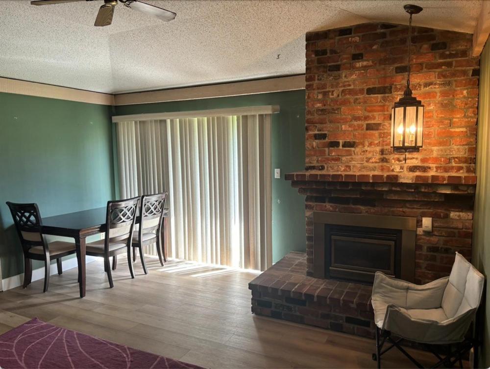 Cozy Retreat On Sandpiper Court - Room H With Share Bathroom Richmond Luaran gambar